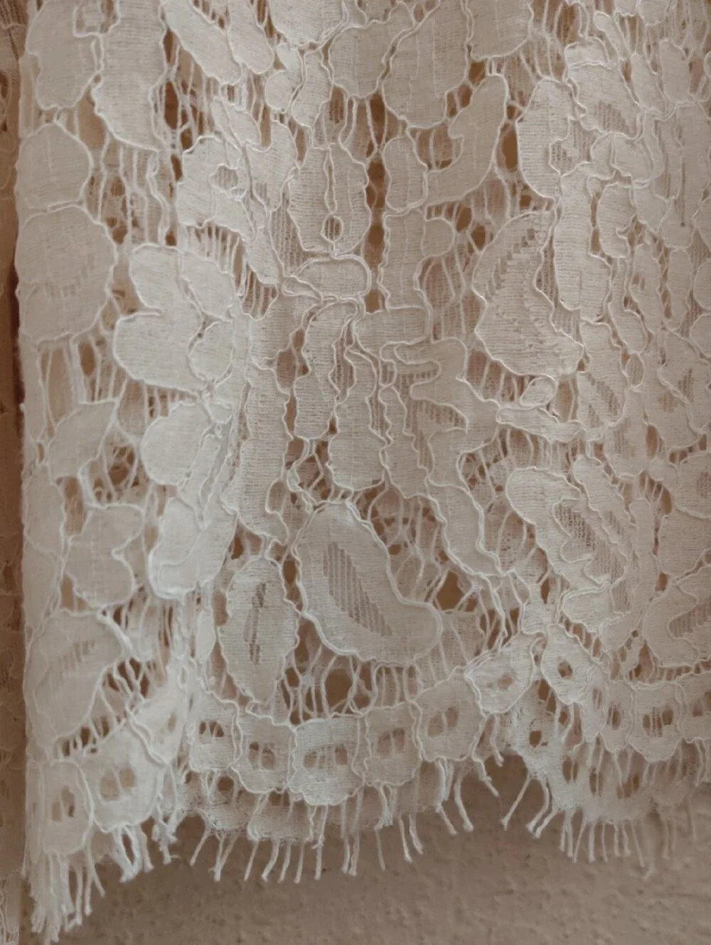 Altar'd State Cream Lace Bell Sleeve Blouse Size M